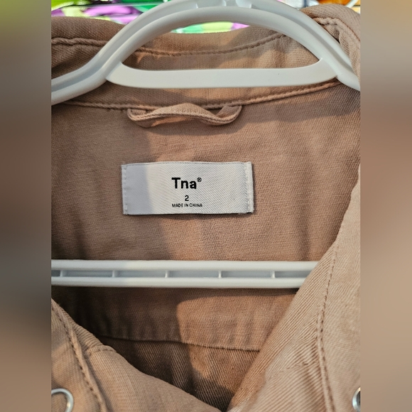 Tna Shacket - Picture 2 of 7